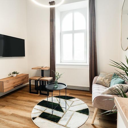 Internesto Brno Station Apartment Ngoại thất bức ảnh