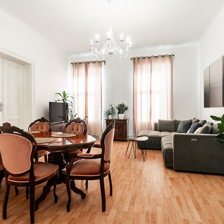 Internesto Brno Station Apartment Ngoại thất bức ảnh