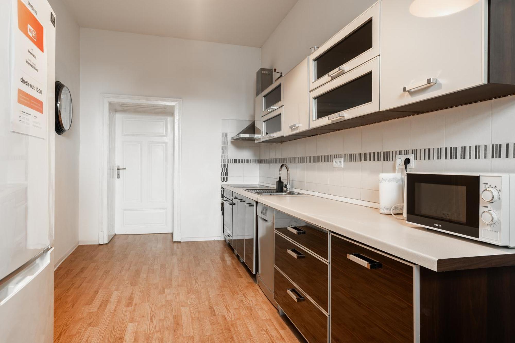 Internesto Brno Station Apartment Ngoại thất bức ảnh